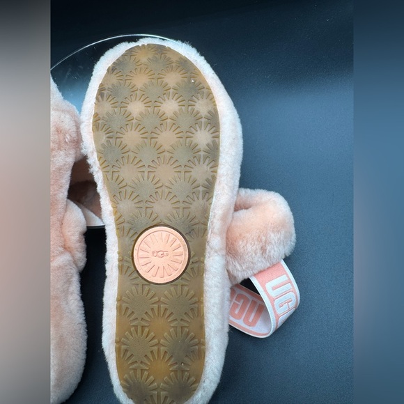 UGG Soft Coral Fluffy Slippers - Picture 11 of 12